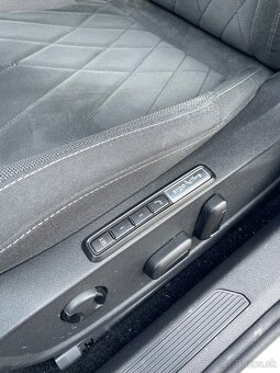 VOLKSWAGEN GOLF 8 1,5 TSI - 2021 - 11