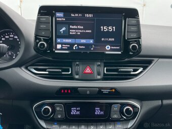 Hyundai i30 Com. 1.6CRDi ČR SMART+ 1.maj - 11
