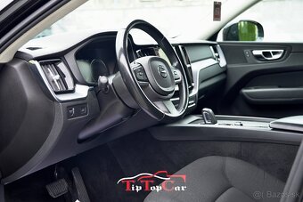⏩ Volvo XC60 B4 Momentum AWD A/T - 11