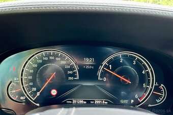 BMW 750d Black M-Packet xDrive 1.majitel SR - 11