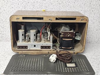 ☆ Starožitné elektronkové radio INGELEN COLOMBUS 51W - 11