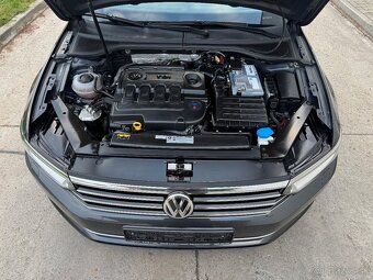 Volkswagen Passat 2.0 TDI 110kw ACC - 11