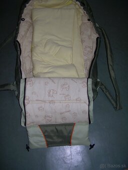 pokojovou houpačku (nosítko) aj věci pro děti - 11