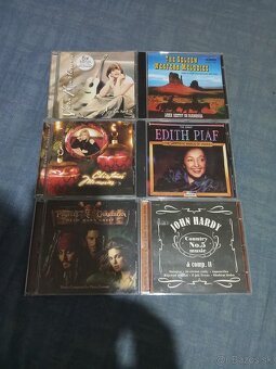 Predám rôzne cd nosiče - 11