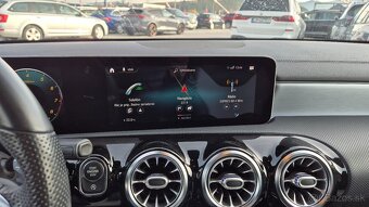 Mercedes-Benz CLA Kupé 220 4matic A/T LED KAMERA - 11