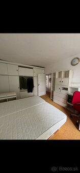 Predam velky tehlovy  3i byt  Bratislava  ul. Pluhova - 11