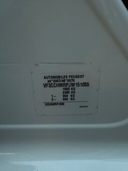 Peugeot 208 1.2 PureTech Signature E6d-ISC - 11
