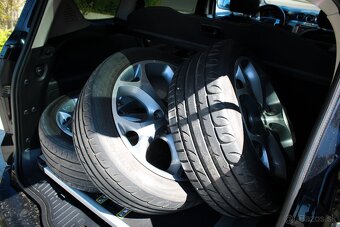 Ford S-Max 2.0 TDCi Titanium DPF A/T - 11