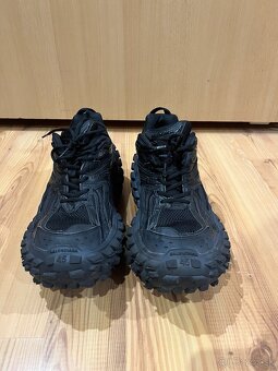 Balenciaga Defender - 11