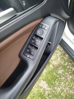 GLA 220cdi 4matic top stav - 11