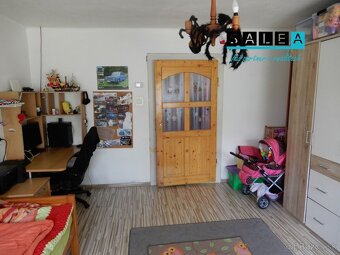 Útulný rodinný dom, 13 m2, garáž, letná kuchyňa, Veľké Ludin - 11