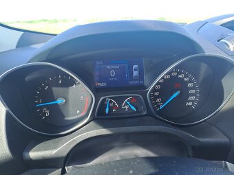 Ford Kuga - 11