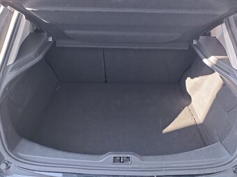 Renault Megane 1.6 16V - 11
