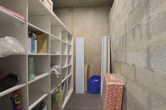 1 izb byt Nový Ružinov - 11