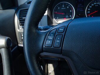 Honda CR-V 2.2 i-DTEC, 110kW, TOP STAV, GARÁŽOVANÉ - 11