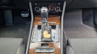 Škoda Superb Combi 2.0 TDI SCR Scout 4x4 DSG - 11