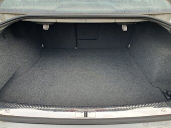 Škoda Superb 2.0 TDI Comfort DPF 6M - 11