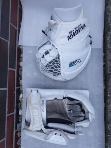 VAUGHN Velocity V9 Carbon Pro lapacka vyrazacka. Betony VE8 - 11
