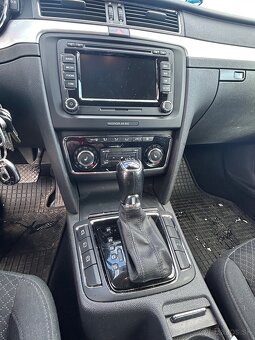 Škoda super 125 kW /170 koni - 11