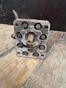 hydraulické čerpadlá - 11