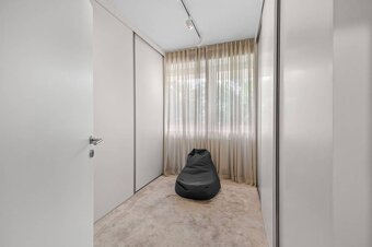 REZERVOVANÝ I Moderný 4-izbový byt s terasou a garážou na Ko - 11