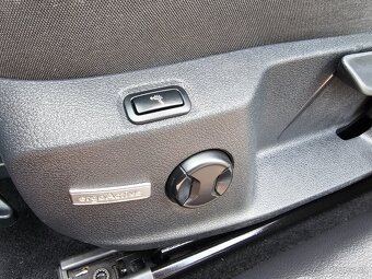 VOLKSWAGEN GOLF VII 2.0 TDI DSG HIGHLINE 2017 FACELIFT - 11