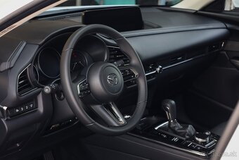 Mazda CX-30 e-Skyactiv G122 Center-line A/T - 11
