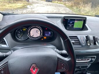 Renault Megane GRANDTOUR 1,5 DCi 2016 - 11