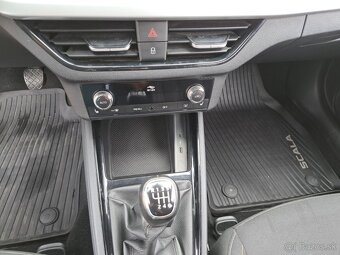 Škoda Scala Ambition 1,0 TSi 81 kW M6F - 11