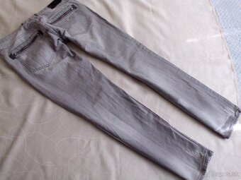 Armani Jeans pánske riflové nohavice  L  (36) - 11