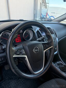 OPEL ASTRA SPORTS TOURER 1.6CDTI MODEL 2016 TOP - 11