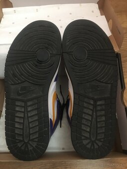 Air Jordan 1 Mid - 11