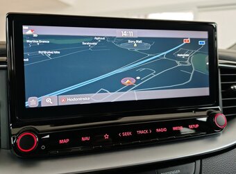 Kia Ceed SW 1.6 CRDi 100KW MHEV Gold A/T - 11