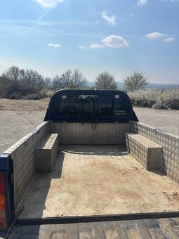 Predam Nissan Navara D21 king cab - 11