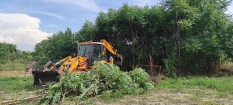Ponúkame zemné,výkopové a búracie práce - 11