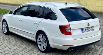 ŠKODA SUPERB 2 2.0 TDI DSG 125KW 4X4  COMBI - 11