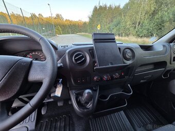 Predám zánovnú dodávku Renault Master - 11