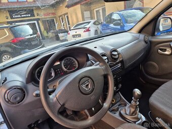 Dacia Duster 1.5 dci 4x4 - 11