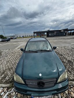 Predam Mercedes-Benz - 11