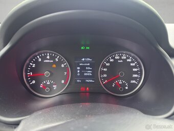 KIA STONIC 1,4 M6 GOLD - 11