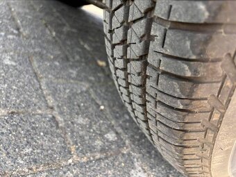 Velmi krásný a zachovalý Triumph TR6 z roku 1974 - 11