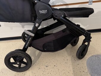 Detský kočík dvojkombinácia B-MOTION PLUS - 11