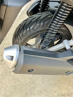 Honda PCX 125cm3 r.2023 - 11