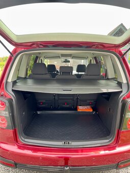 VW Cross Touran 1.4 tsi - 11