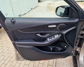 MERCEDES-BENZ GLC SUV 250D 4MATIC A/T - 11