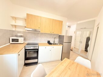 CreeX Reality - svetlý zrekonštruovaný 1-izbový byt - 11