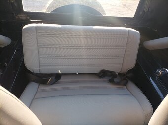 Jeep Wrangler 4.20 1988 - 11