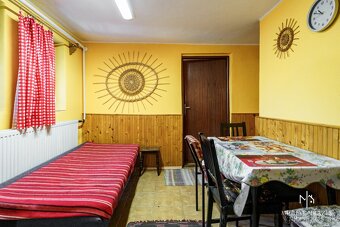 Ponúkame Vám exkluzívne na predaj rekreačnú chatu v časti Lá - 11