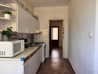 NA PREDAJ 3-izbový byt v centre mesta Prievidza - 11