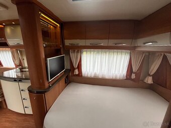 Predám obytný príves HOBBY 460 - 11